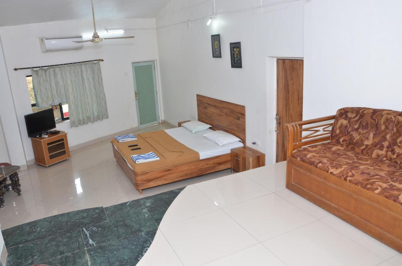 ناسيك Golden Resort And Farm المظهر الخارجي الصورة